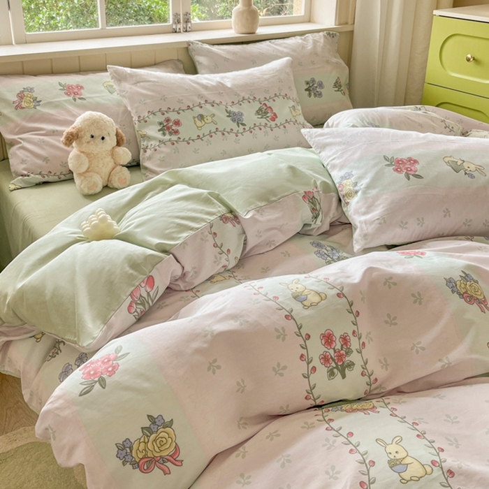 91家纺网 家纺一手货源 找家纺 琪格格纺织 2025新款13070全棉纯棉小清新四件套 花兔田园