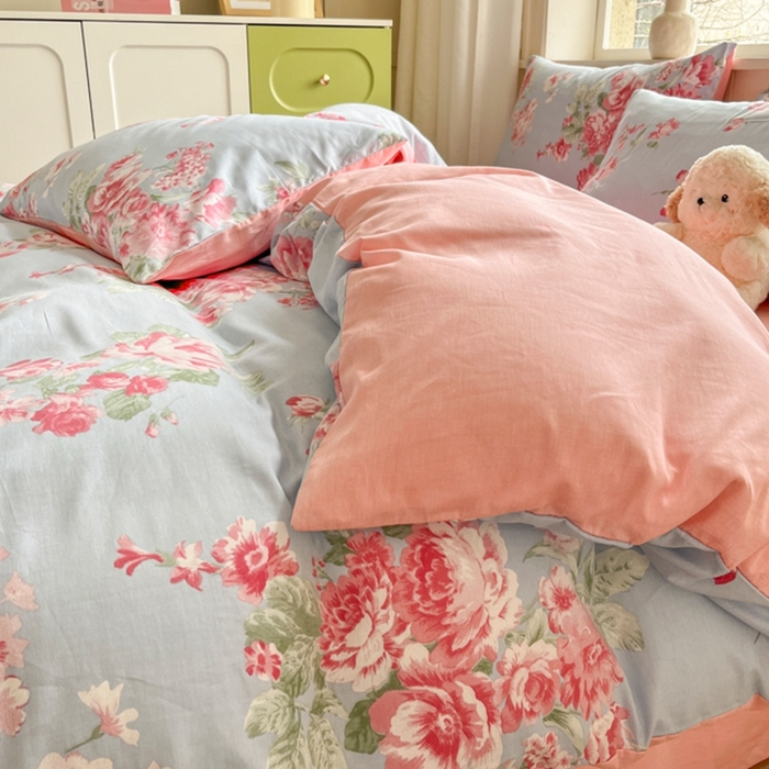 91家纺网 家纺一手货源 找家纺 琪格格纺织 2025新款13070全棉纯棉小清新四件套 花漫晨-粉