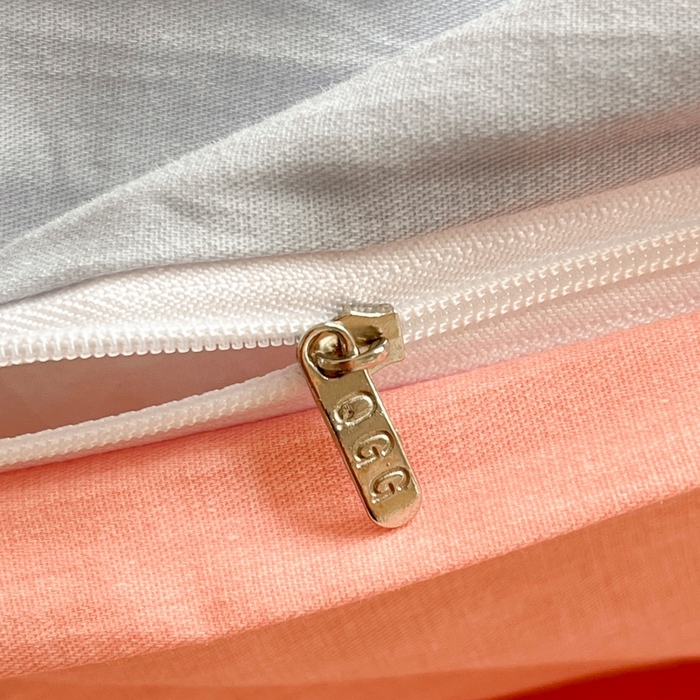 91家纺网 家纺一手货源 找家纺 琪格格纺织 2025新款13070全棉纯棉小清新四件套 花漫晨-粉