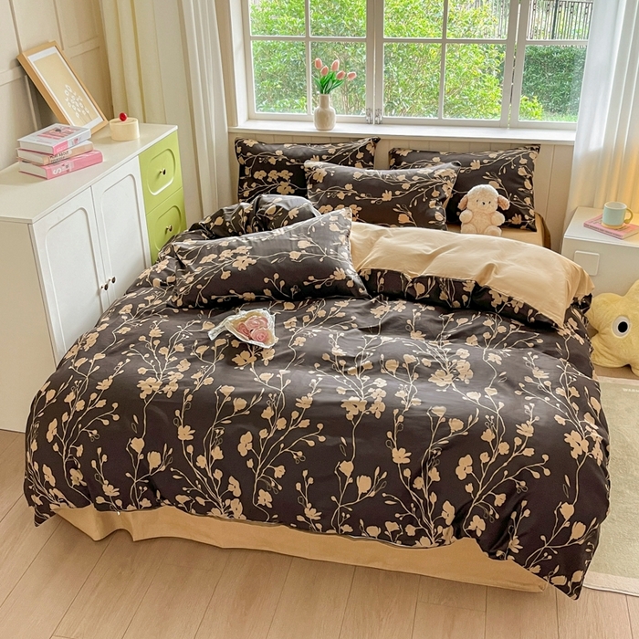 91家纺网 家纺一手货源 找家纺 琪格格纺织 2025新款13070全棉纯棉小清新四件套 花韵连锦-棕色