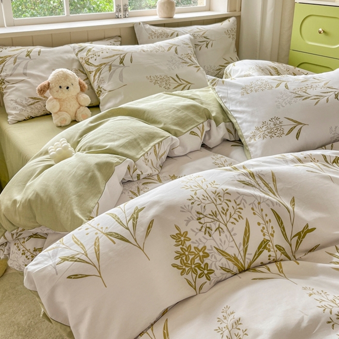 91家纺网 家纺一手货源 找家纺 琪格格纺织 2025新款13070全棉纯棉小清新四件套 森中草木-中绿