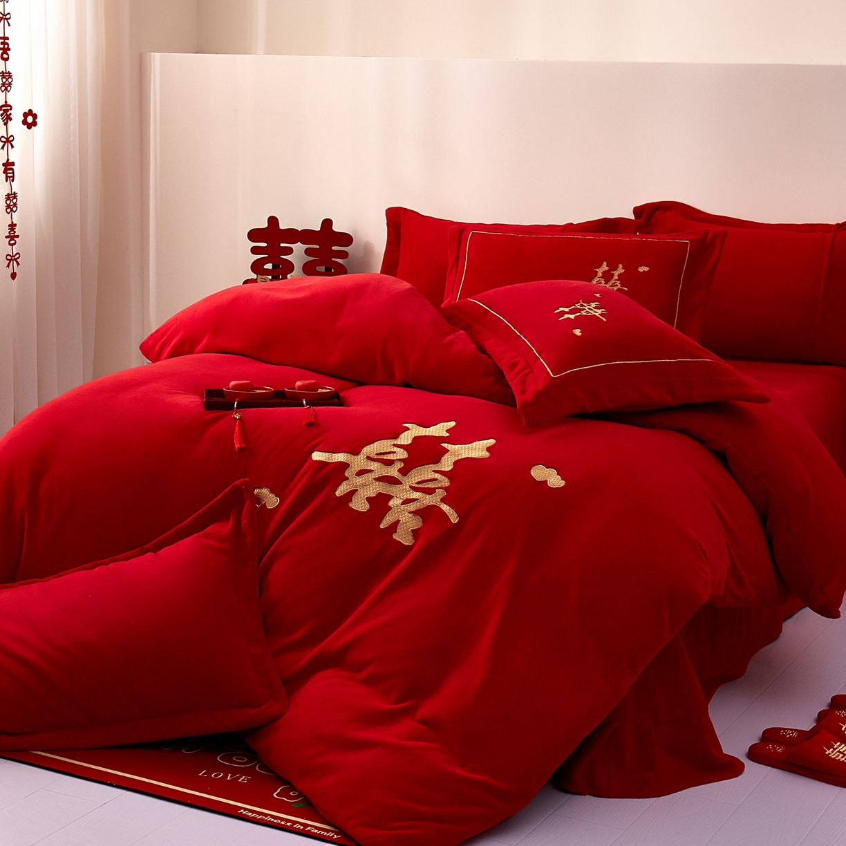 91家纺网 家纺一手货源 找家纺 布乐意 2025新款高克重大红牛奶绒婚庆全工艺重工刺绣新中式结婚四件套六件套小红书推荐抖音直播爆款 双喜临门