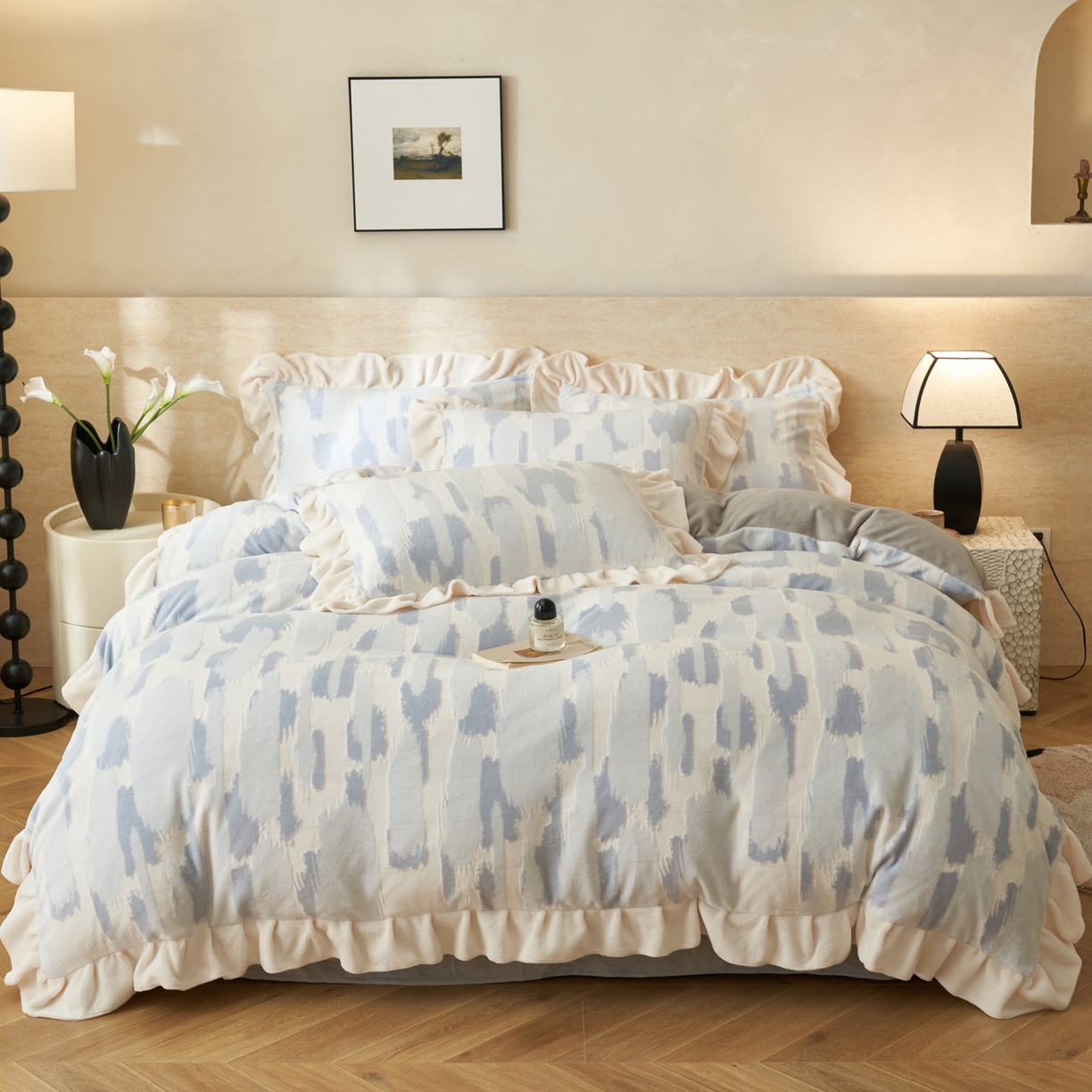 91家纺网 家纺一手货源 找家纺 （总）爱乐  全消光花边烂花牛奶绒四件套