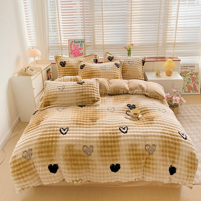 91家纺网 家纺一手货源 找家纺 （总）优迈 2025秋冬新款卡通牛奶绒泡泡绒印花花卉兔毛四件套