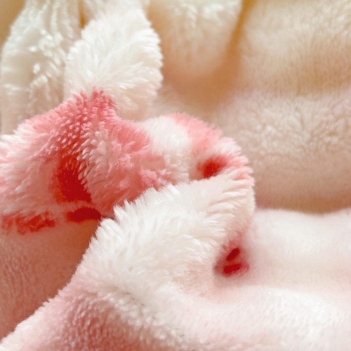 91家纺网 家纺一手货源 找家纺 优迈 2025秋冬新款卡通牛奶绒泡泡绒印花花卉兔毛四件套 粉色空间