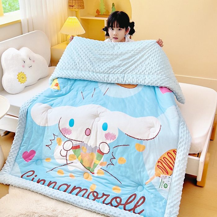 91家纺网 家纺一手货源 找家纺 （总）吉咪兔家纺 2025新款大版三丽鸥库洛米儿童豆豆被针织棉幼儿园宝宝午睡春秋四季婴儿被子被芯