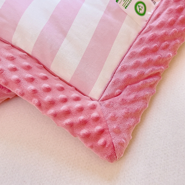 91家纺网 家纺一手货源 找家纺 吉咪兔家纺 2025新款大版三丽鸥库洛米儿童豆豆被针织棉幼儿园宝宝午睡春秋四季婴儿被子被芯 草莓美乐蒂