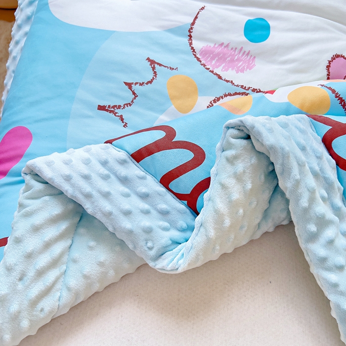 91家纺网 家纺一手货源 找家纺 吉咪兔家纺 2025新款大版三丽鸥库洛米儿童豆豆被针织棉幼儿园宝宝午睡春秋四季婴儿被子被芯 汉堡玉桂狗