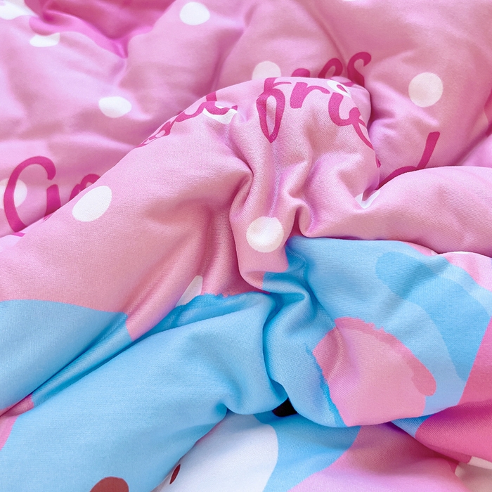 91家纺网 家纺一手货源 找家纺 吉咪兔家纺 2025新款大版三丽鸥库洛米儿童豆豆被针织棉幼儿园宝宝午睡春秋四季婴儿被子被芯 花花美乐蒂