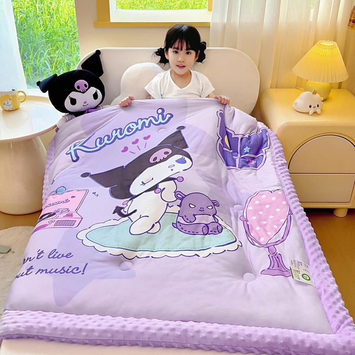 91家纺网 家纺一手货源 找家纺 吉咪兔家纺 2025新款大版三丽鸥库洛米儿童豆豆被针织棉幼儿园宝宝午睡春秋四季婴儿被子被芯 梳妆库洛米