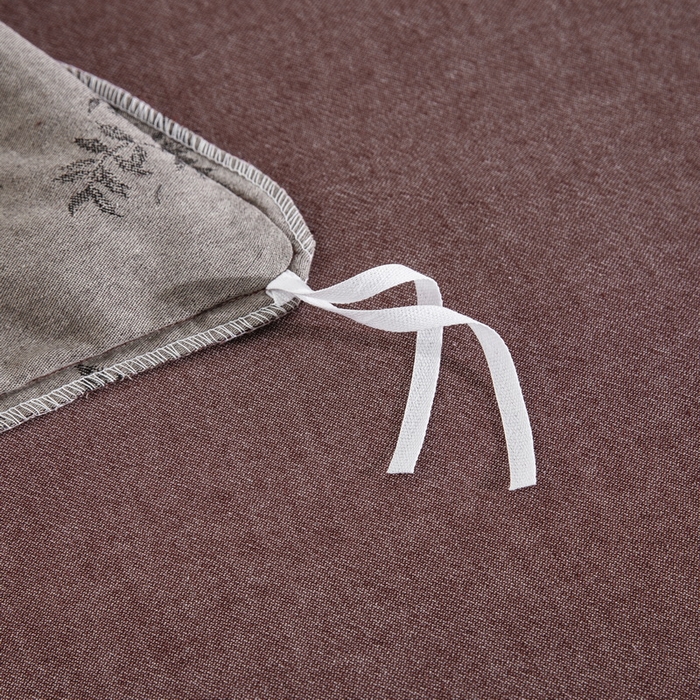 91家纺网 家纺一手货源 找家纺 鲁爱家纺供货 2025新款全棉色织提花（花边镂空款）四件套  西江月-中古色