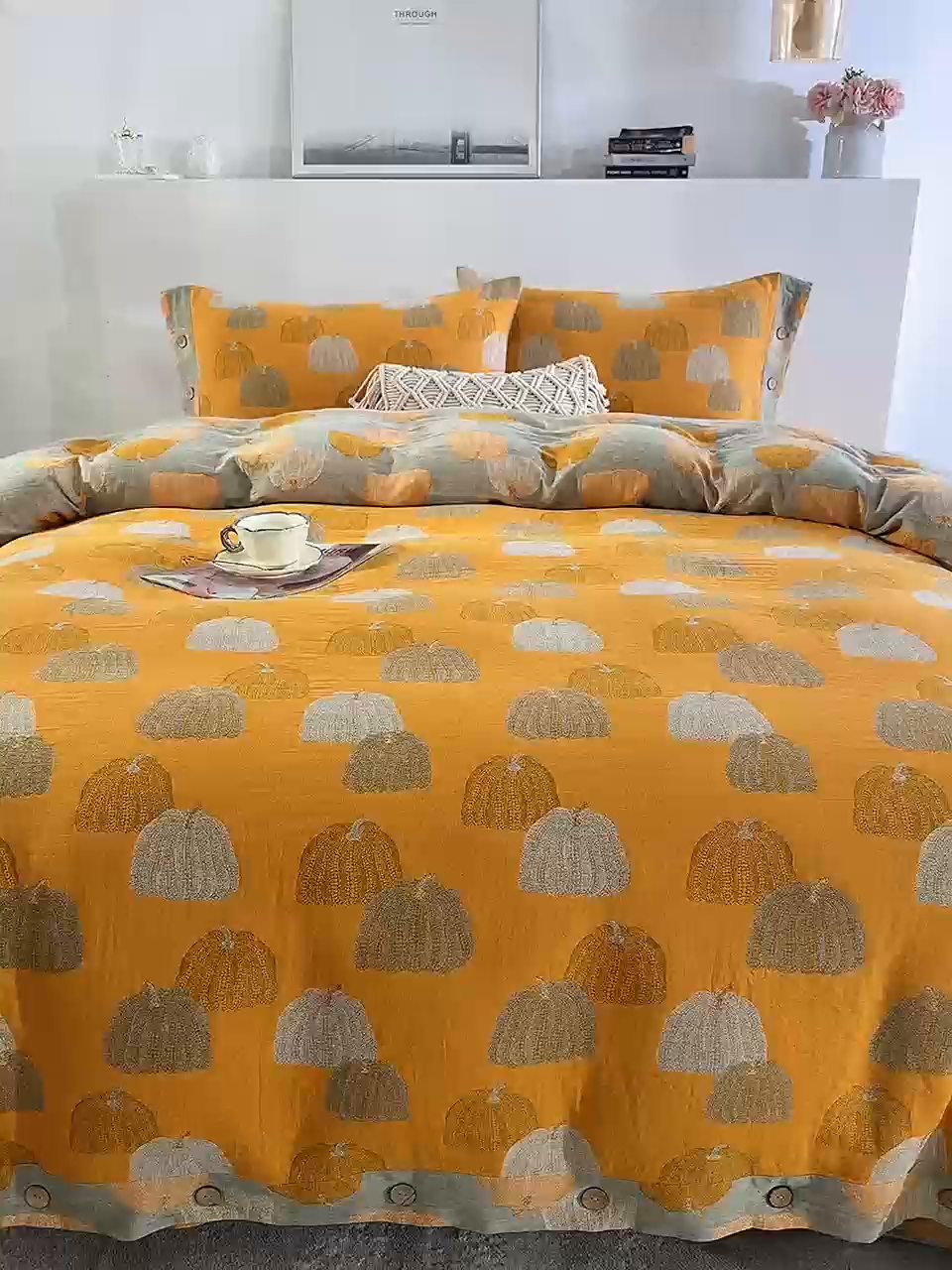 91家纺网 家纺一手货源 找家纺 鲁爱 2025新款全棉色织双层纱纽扣款四件套  南瓜-黄