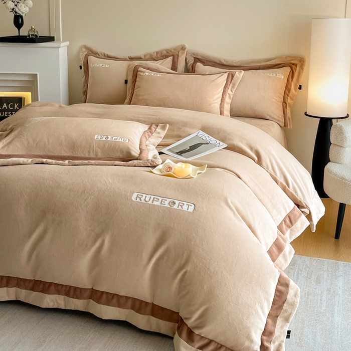 91家纺网 家纺一手货源 找家纺 （总）雅萱家纺 2025新款300g全消光牛奶绒四件套