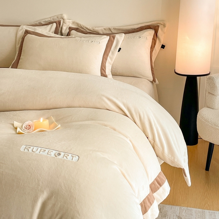 91家纺网 家纺一手货源 找家纺 （总）雅萱家纺 2025新款300g全消光牛奶绒四件套