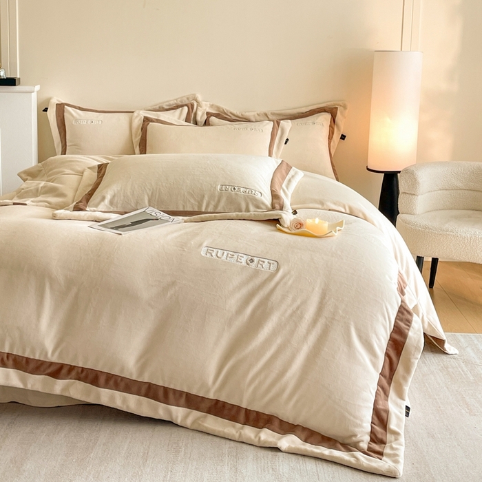 91家纺网 家纺一手货源 找家纺 （总）雅萱家纺 2025新款300g全消光牛奶绒四件套