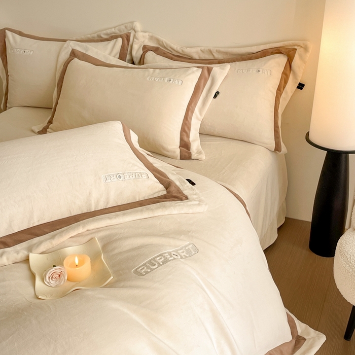 91家纺网 家纺一手货源 找家纺 （总）雅萱家纺 2025新款300g全消光牛奶绒四件套