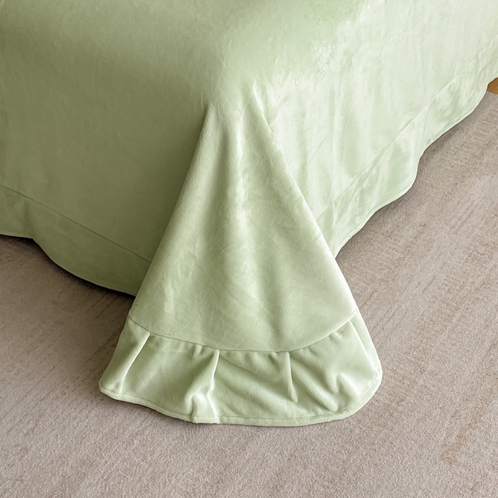 91家纺网 家纺一手货源 找家纺 雅萱家纺 2025新款300g全消光牛奶绒四件套 鲁珀特-绿色