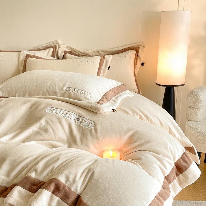 91家纺网 家纺一手货源 找家纺 雅萱家纺 2025新款300g全消光牛奶绒四件套 鲁珀特-米黄