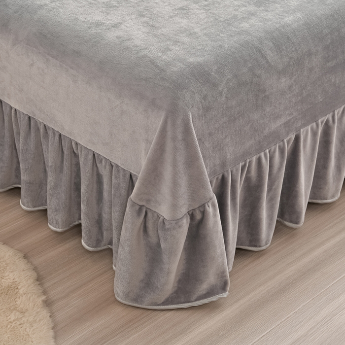 91家纺网 家纺一手货源 找家纺 绘萱2025新品爆款8斤包边印花牛奶绒四件套床裙款法莱绒金貂貂狐 玫瑰花语-灰