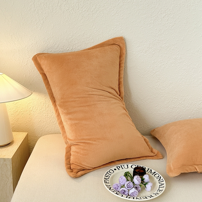 91家纺网 家纺一手货源 找家纺 百寐 2025新款纯色牛奶绒抗静电加厚保暖信封加大50*80/48*74/40*60 星辰橘