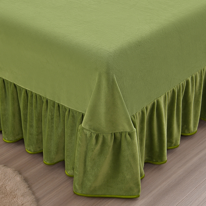 91家纺网 家纺一手货源 找家纺 绘萱2025新品爆款8斤包边印花牛奶绒四件套床裙款法莱绒金貂貂狐 玫瑰花语-绿