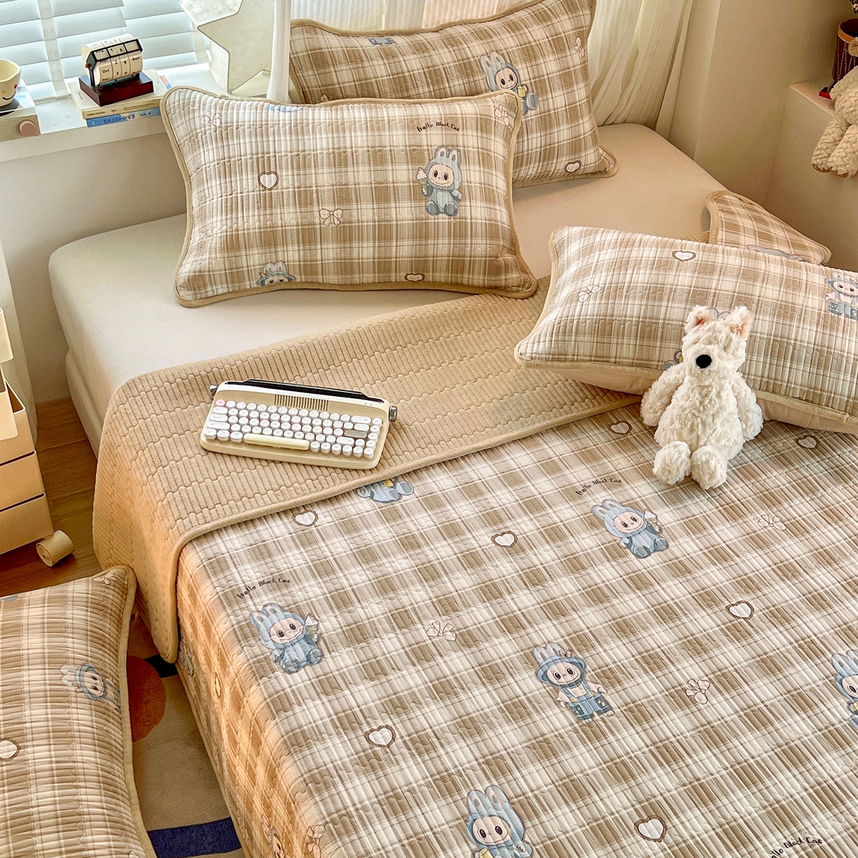 91家纺网 家纺一手货源 找家纺 （总）X猫先生 2025新品棉加绒床盖一面全棉一面牛奶绒床盖炕盖加厚床单床垫四季款系列二