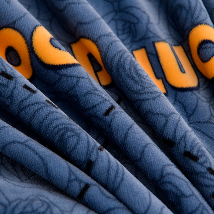 91家纺网 家纺一手货源 找家纺 绘萱2025新品爆款8斤包边印花牛奶绒四件套床裙款法莱绒金貂貂狐 玫瑰物语