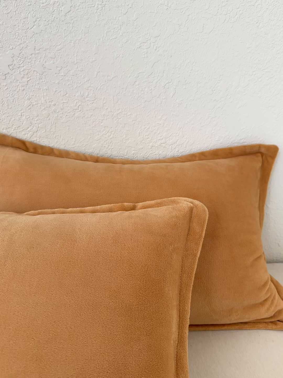 91家纺网 家纺一手货源 找家纺 百寐 2025新款纯色牛奶绒抗静电加厚保暖信封加大50*80/48*74/40*60 星辰橘