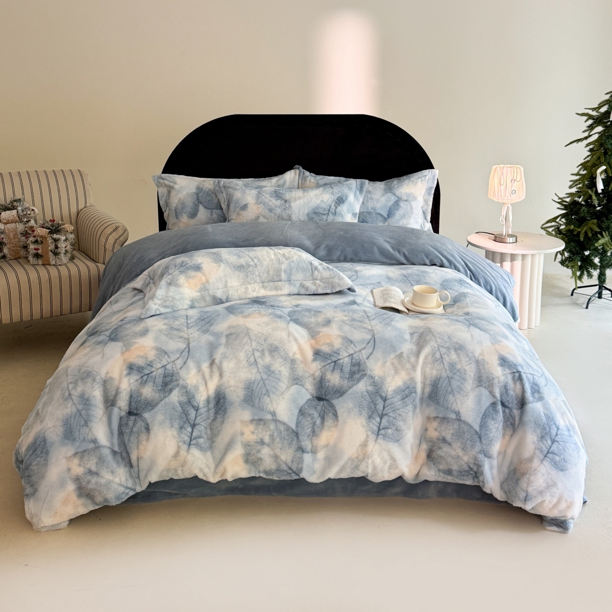 91家纺网 家纺一手货源 找家纺 （总）7V 2025新款A类兔毛绒印花床单四件套夹棉床盖床笠四件套全工艺牛奶绒   