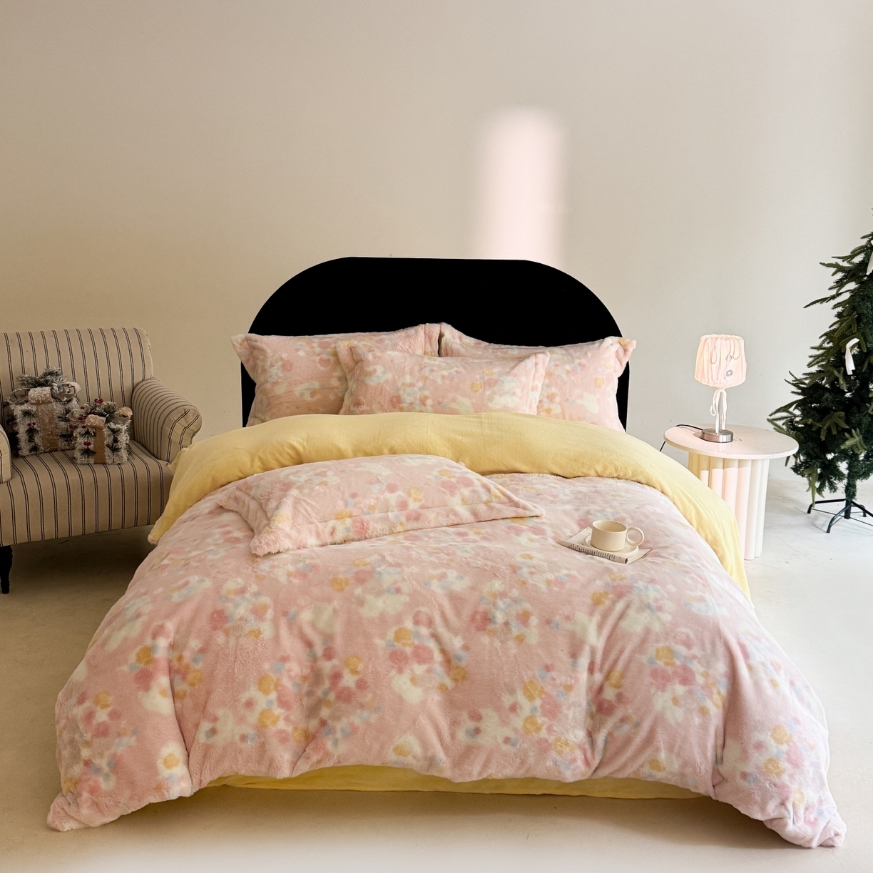 7V 2025新款A类兔毛绒印花床单四件套夹棉床盖床笠四件套全工艺牛奶绒 拈花一笑