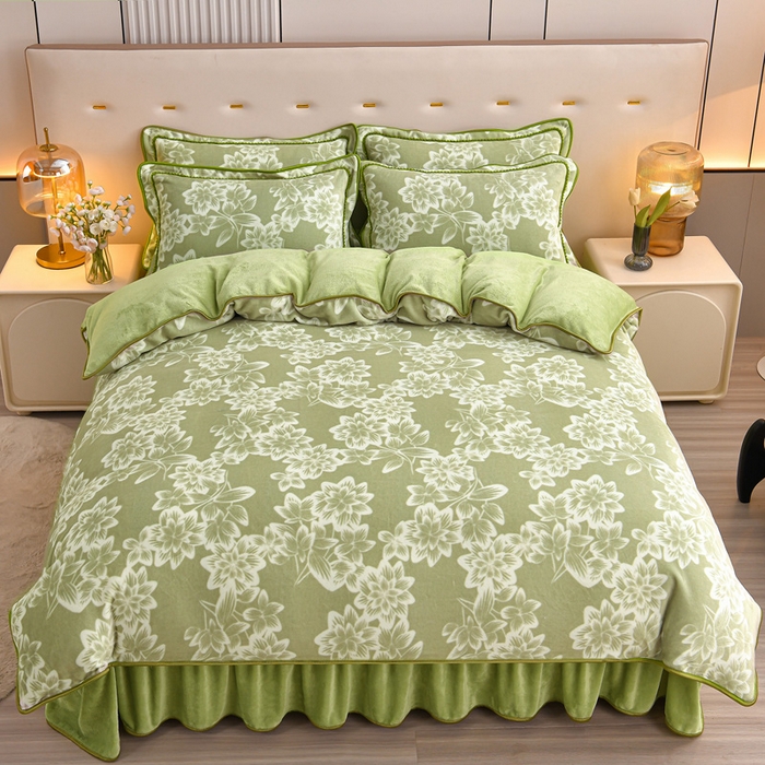 绘萱2025新品爆款8斤包边印花牛奶绒四件套床裙款法莱绒金貂貂狐 青花