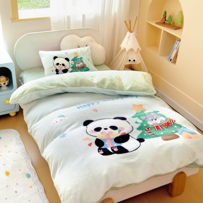 91家纺网 家纺一手货源 找家纺 鱼宝 2025新款大版牛奶绒三件套六件套多件套-彩绘系列 熊猫圆圆