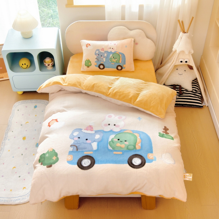 91家纺网 家纺一手货源 找家纺 鱼宝 2025新款大版牛奶绒三件套六件套多件套-彩绘系列 小巴士