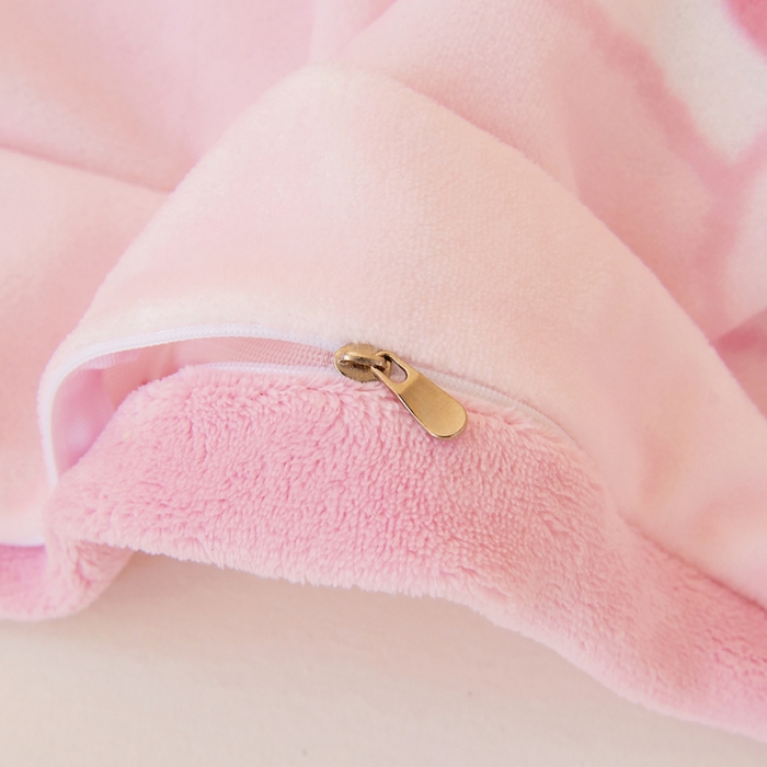 91家纺网 家纺一手货源 找家纺 鱼宝 2025新款大版牛奶绒三件套六件套多件套-彩绘系列 爱丽丝兔