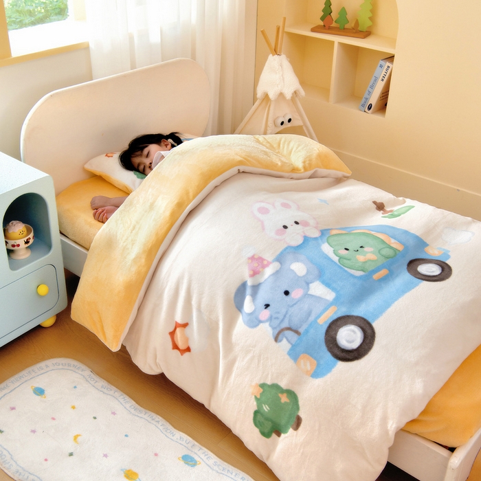 91家纺网 家纺一手货源 找家纺 鱼宝 2025新款大版牛奶绒三件套六件套多件套-彩绘系列 小巴士