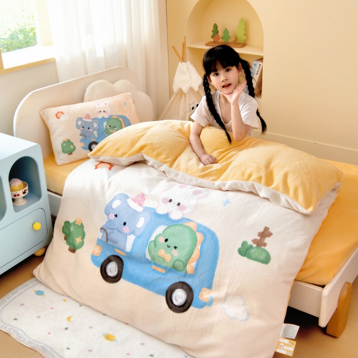 91家纺网 家纺一手货源 找家纺 鱼宝 2025新款大版牛奶绒三件套六件套多件套-彩绘系列 小巴士