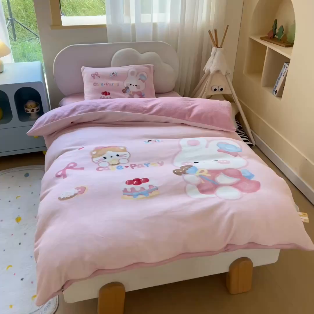 91家纺网 家纺一手货源 找家纺 （总）鱼宝 2025新款大版牛奶绒三件套六件套多件套-彩绘系列