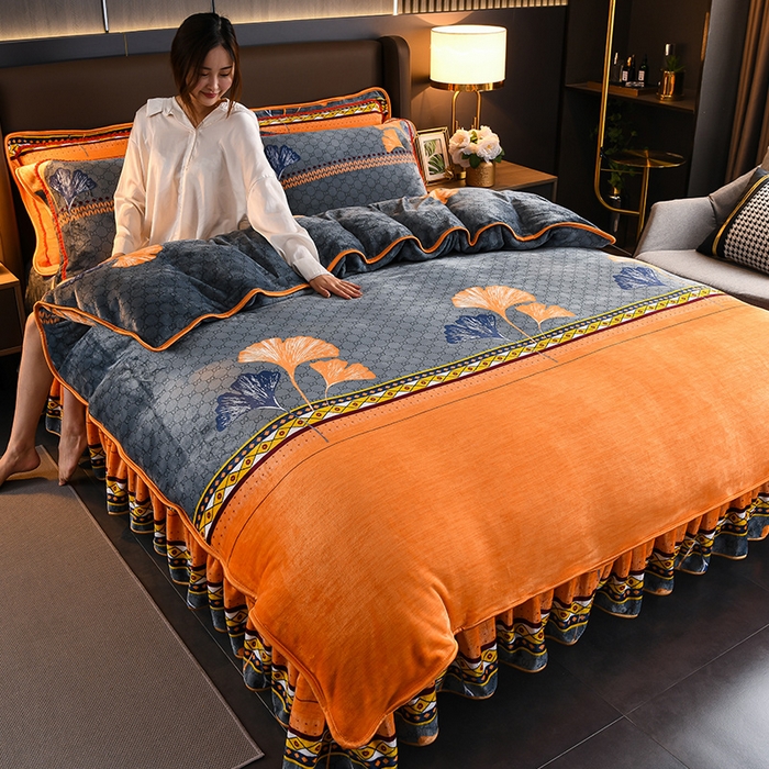 91家纺网 家纺一手货源 找家纺 绘萱2025新品爆款8斤包边印花牛奶绒四件套床裙款法莱绒金貂貂狐 三生有杏