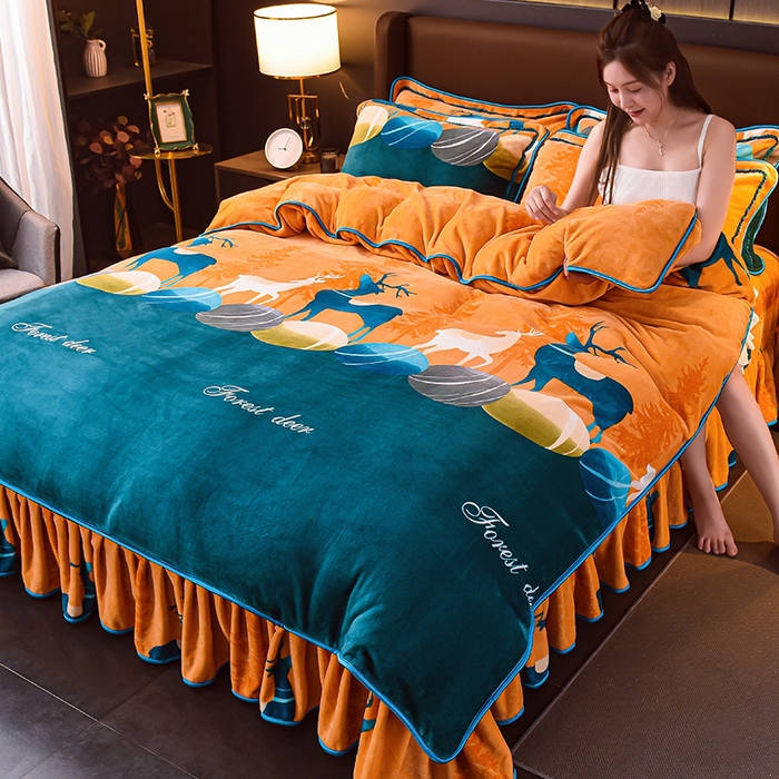 91家纺网 家纺一手货源 找家纺 绘萱2025新品爆款8斤包边印花牛奶绒四件套床裙款法莱绒金貂貂狐 森林鹿