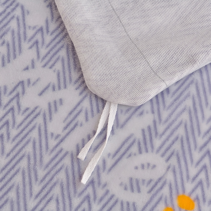 91家纺网 家纺一手货源 找家纺 绘萱2025新品爆款8斤包边印花牛奶绒四件套床裙款法莱绒金貂貂狐 跳动波点