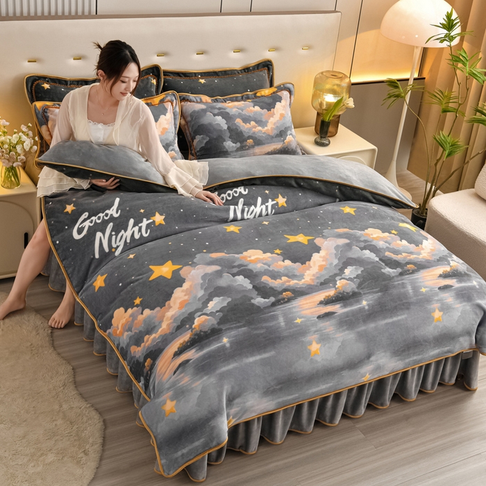 91家纺网 家纺一手货源 找家纺 绘萱2025新品爆款8斤包边印花牛奶绒四件套床裙款法莱绒金貂貂狐 星河