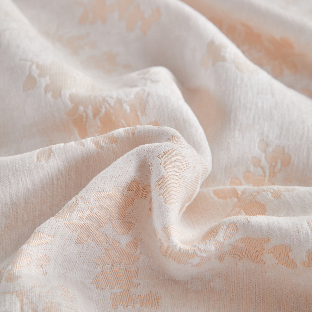 91家纺网 家纺一手货源 找家纺 润肤居 2025新款雪尼尔棉绒大提花四件套 樱花雨梦-小麦色