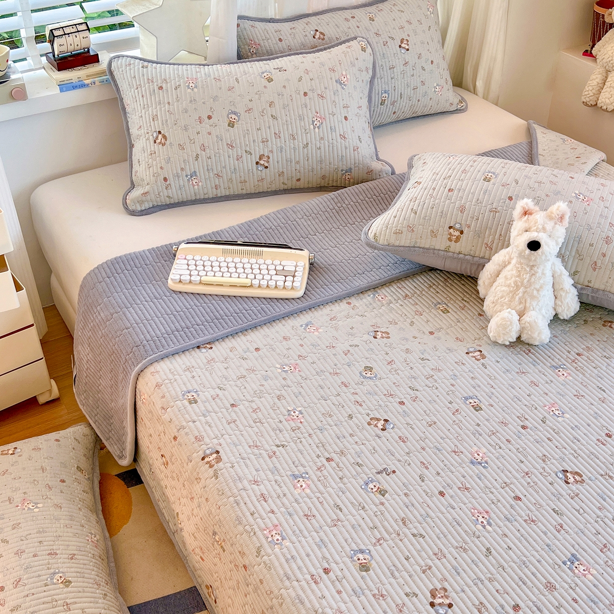 91家纺网 家纺一手货源 找家纺 （总）X猫先生 2025新品棉加绒床盖一面全棉一面牛奶绒床盖炕盖加厚床单床垫四季款系列二