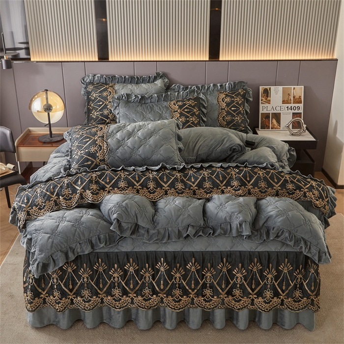 91家纺网 家纺一手货源 找家纺 （总）屹成家纺2025新款水晶绒夹棉绗缝床裙四件套（塞纳河畔）四件套起售价不低于230元