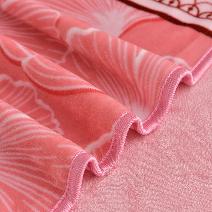 91家纺网 家纺一手货源 找家纺 绘萱2025新品爆款8斤包边印花牛奶绒四件套床裙款法莱绒金貂貂狐 银杏叶语-粉