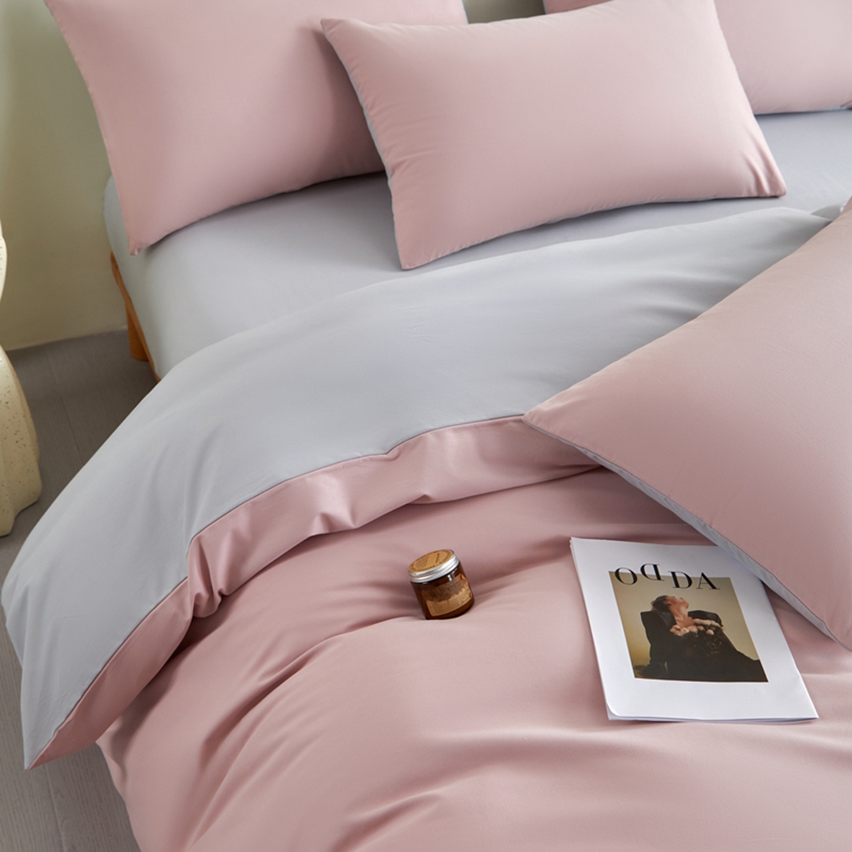 91家纺网 家纺一手货源 找家纺 润肤居 2025新款全棉纯色双拼加厚磨毛四件套 豆沙+浅灰