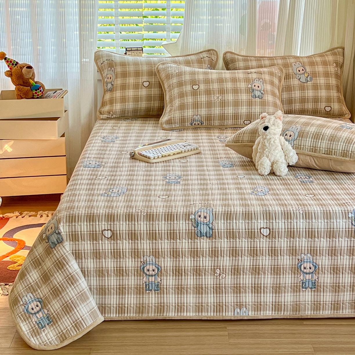 91家纺网 家纺一手货源 找家纺 X猫先生 2025新品棉加绒床盖一面全棉一面牛奶绒床盖炕盖加厚床单床垫四季款系列二 拉布兔兔（A棉B绒）