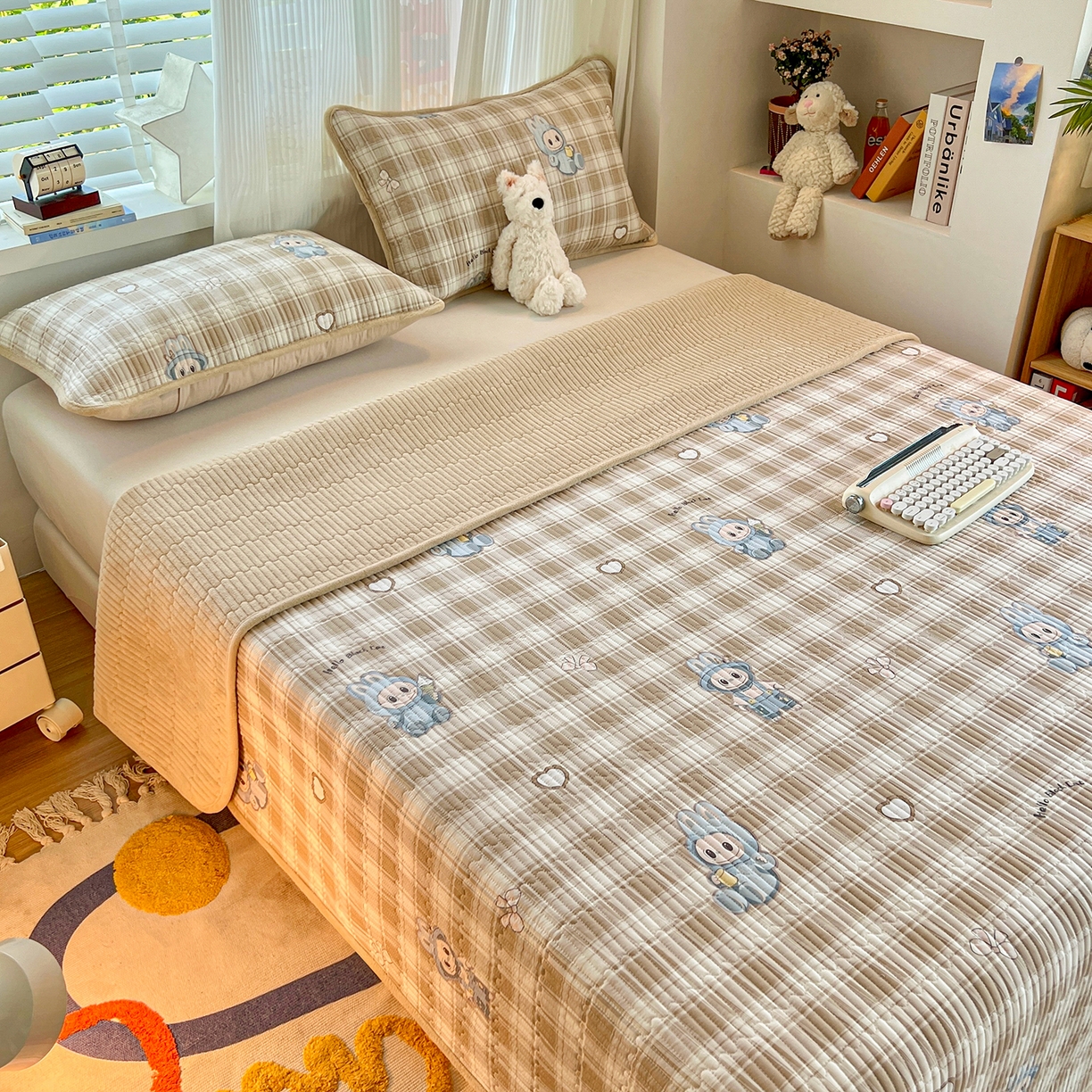 91家纺网 家纺一手货源 找家纺 X猫先生 2025新品棉加绒床盖一面全棉一面牛奶绒床盖炕盖加厚床单床垫四季款系列二 拉布兔兔（A棉B绒）