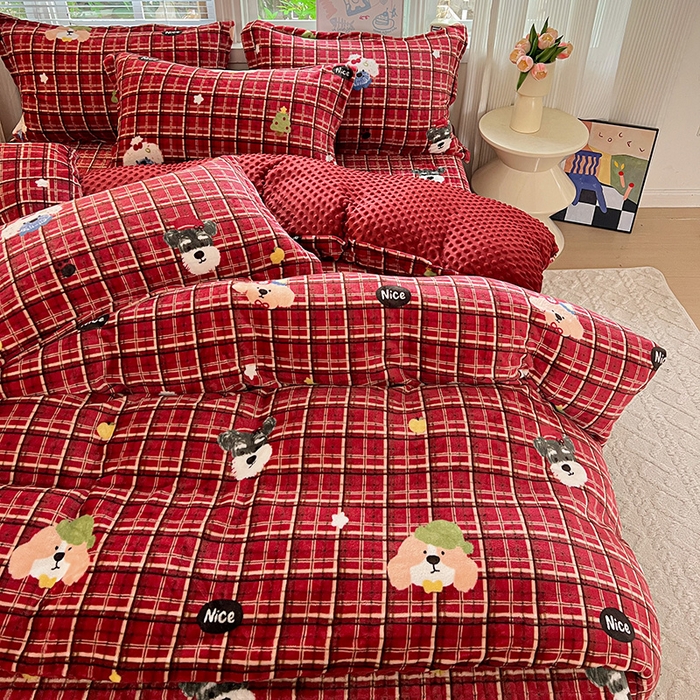 91家纺网 家纺一手货源 找家纺 一比一 2025新款加厚保暖豆豆牛奶绒床盖款四件套奥丁派对