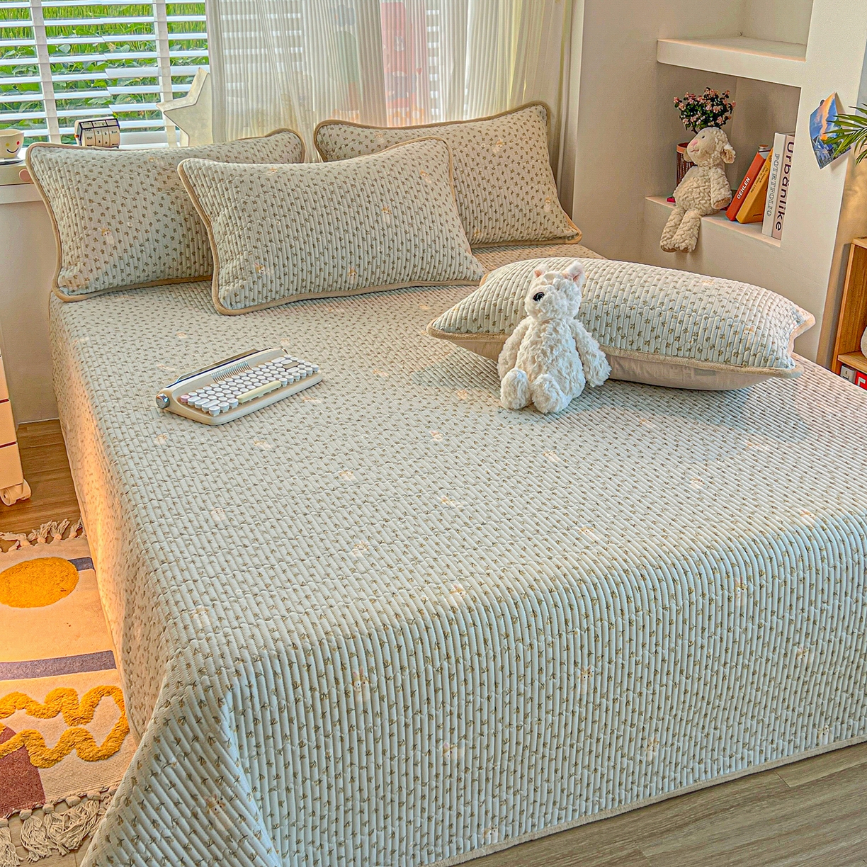 91家纺网 家纺一手货源 找家纺 X猫先生 2025新品棉加绒床盖一面全棉一面牛奶绒床盖炕盖加厚床单床垫四季款系列二 春游兔兔（A棉B绒）